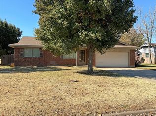 321 S Freehome Ave, Calumet, OK 73014