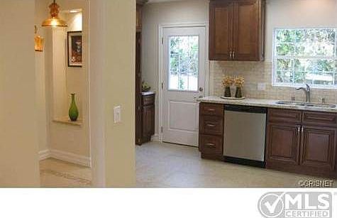 3rd image of 6378 Bertrand Ave