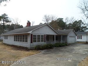 2nd image of 2118 S Lakeview Dr