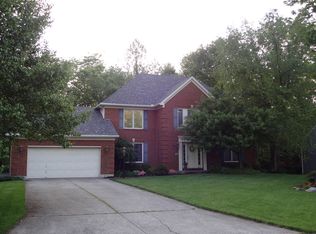 937 Hidden Ridge Dr, Milford, OH 45150