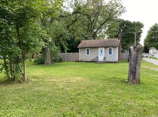 1613 S 12th St, Goshen, IN 46526