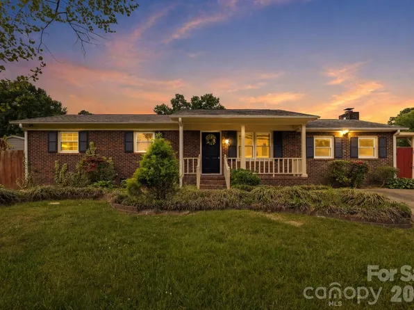 4419 Ginger Dr, Gastonia, NC 28056