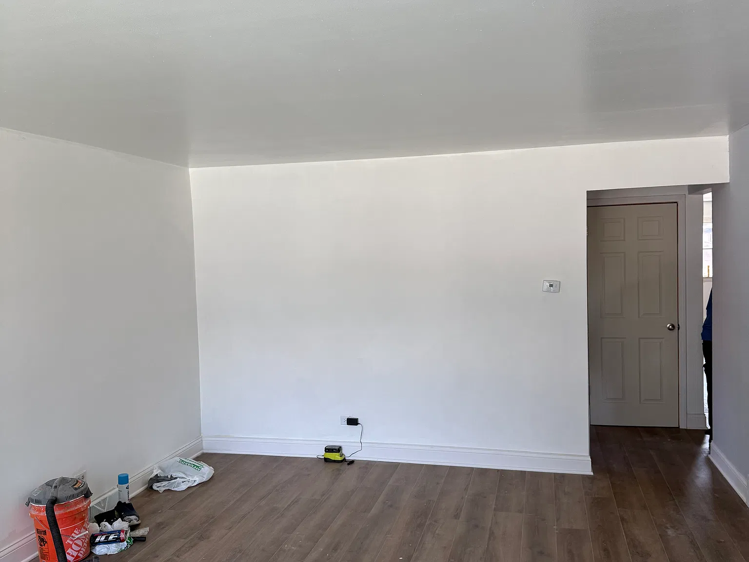 3 bed, $1,800 — Photo 4