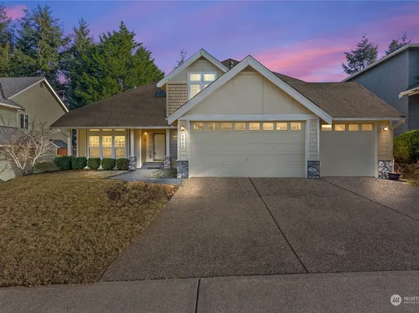 5532 Elizabeth Loop SE, Auburn, WA 98092