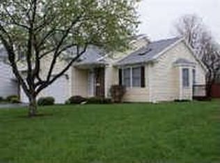 74 Flower Dale Dr, Rochester, NY 14626