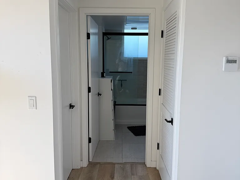 Fairfax Apartments — Photo 66