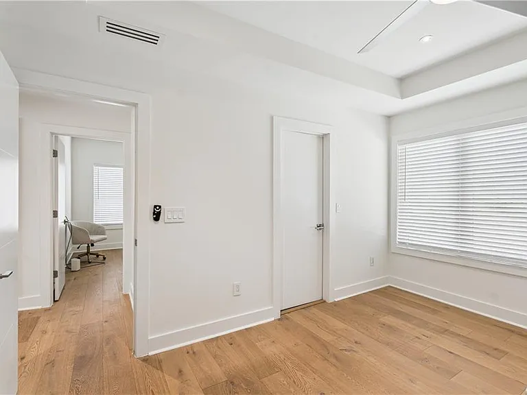 4130 Lower Roswell Rd — Photo 28