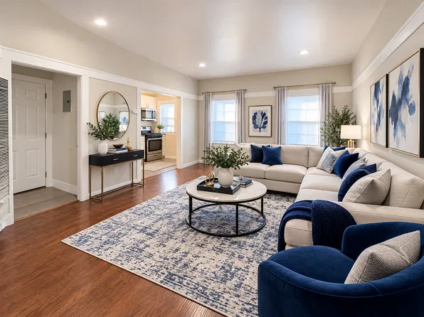 LB2301, 2301 E 7th St #9, Long Beach, CA 90804