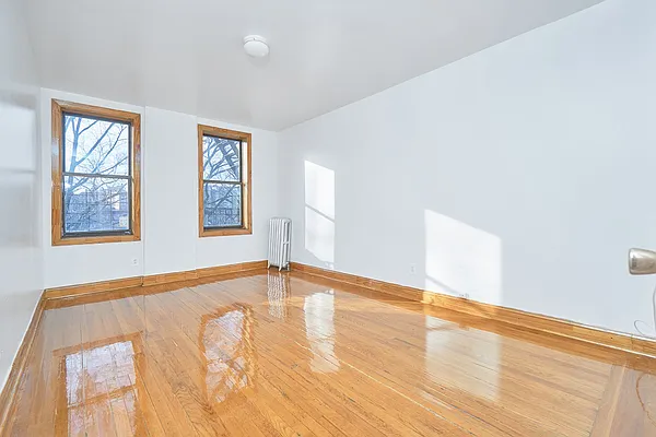 Rented by Joshua Vitow LLC | media 11