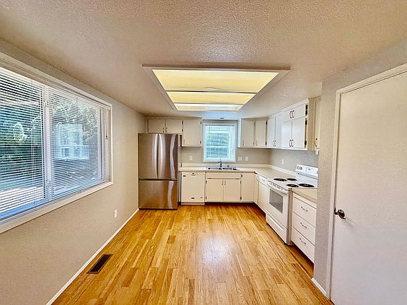 2nd image of 5518 151st Pl SW