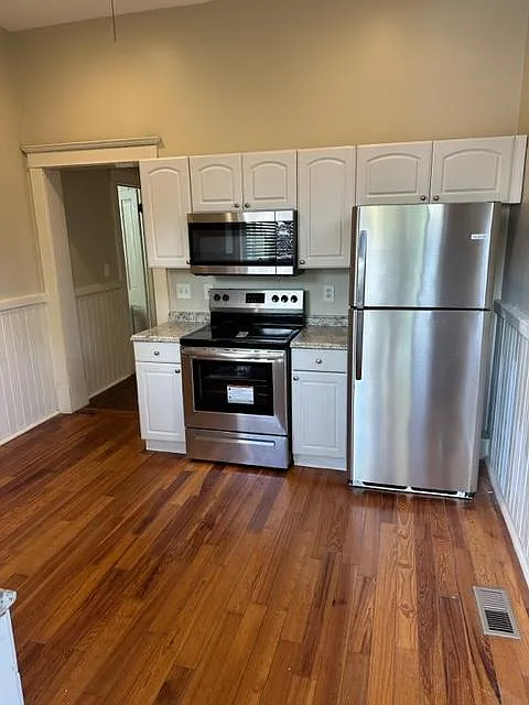2 bed, 1600 sqft, $2,000 — Photo 4