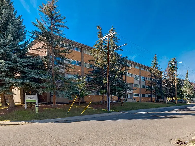 10 Frobisher Blvd SE — Photo 54
