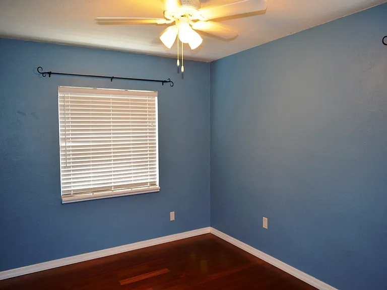 200 S Glenwood Ave — Photo 11