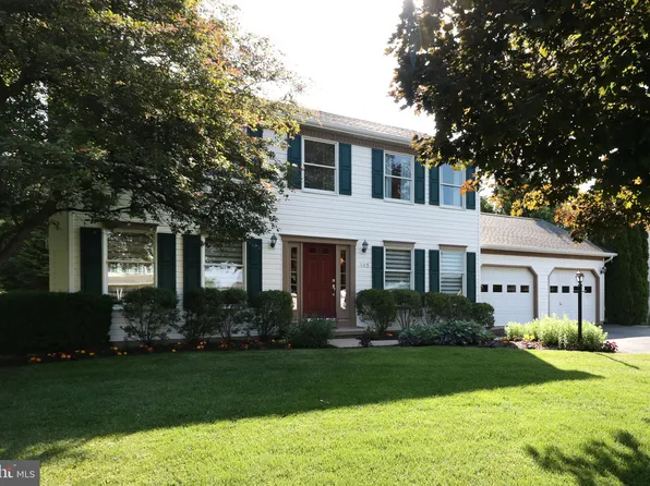 105 Cherrywood Rd, Port Matilda, PA 16870