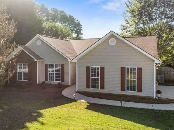 95 Spratlin Dr, Jefferson, GA 30549