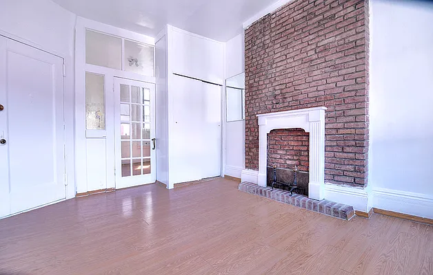 Rented by Urbane Brokerage | media 15