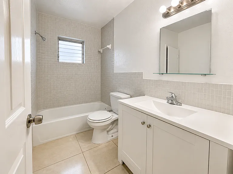 2830 Fillmore St — Photo 13