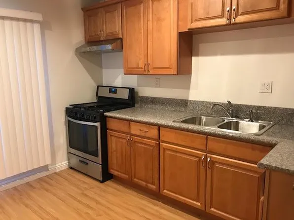 1754 15th St APT 1, Santa Monica, CA 90404