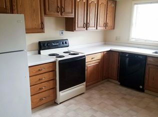 1020 5th St S, Fargo, ND 58103