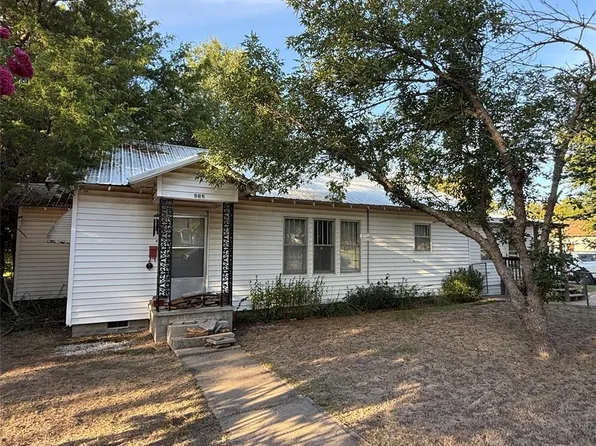 427 E Saint Louis Ave, Wetumka, OK 74883