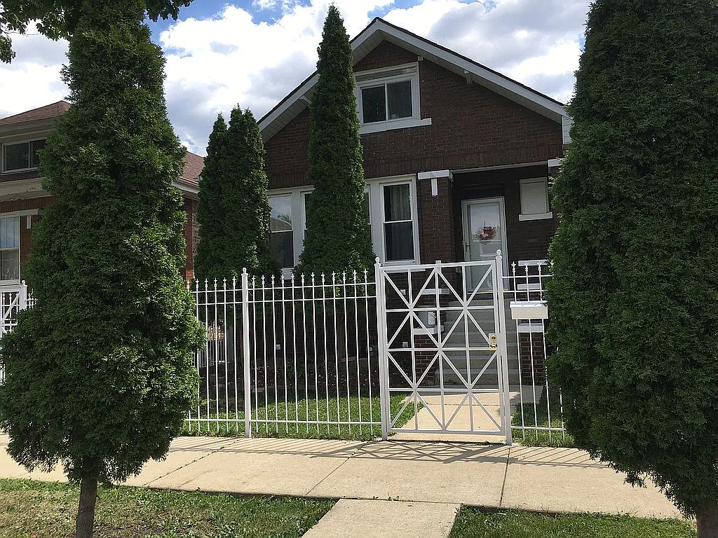 3109 W 54th Pl photo 1