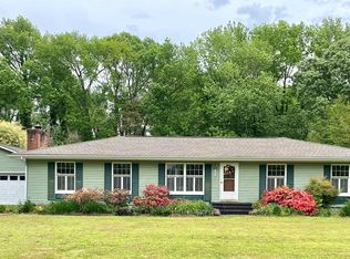 283 James Ln, Weems, VA 22576