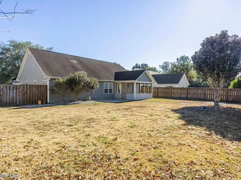 8637 Plantation Landing Dr — Photo 22