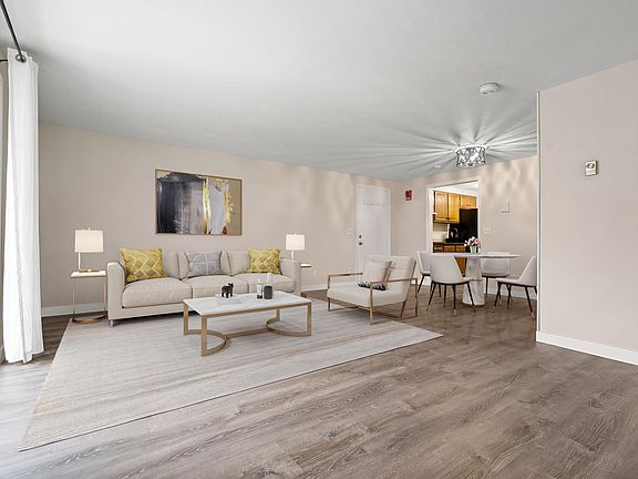 3rd image of 39 Ernest Avenue #202