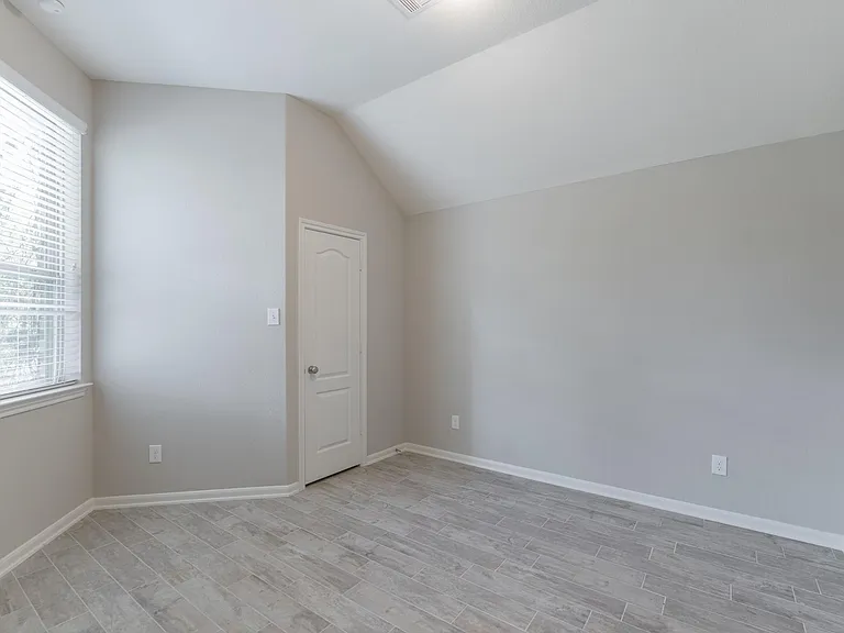 87 Bloomhill Pl — Photo 38