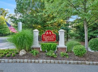 15 Prescott Ct, Basking Ridge, NJ 07920