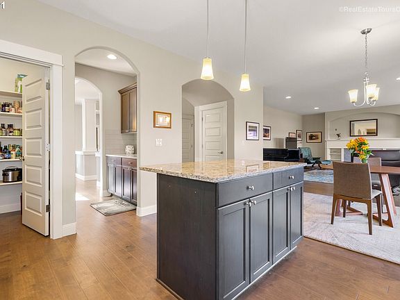 2nd image of 5304 NE 133rd St
