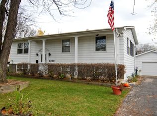 2329 N Jackson St, Waukegan, IL 60087