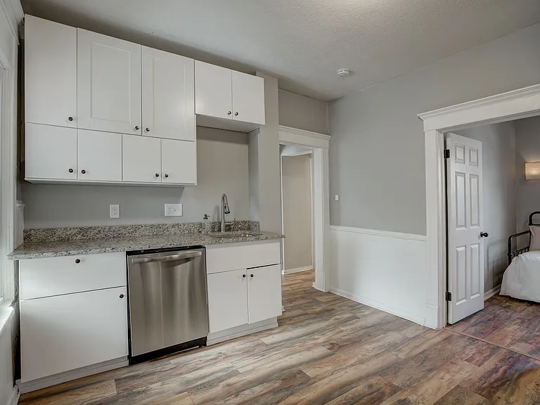 1505 Main St NE #1 — Photo 5