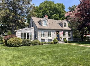 36 Burr Rd, Hingham, MA 02043