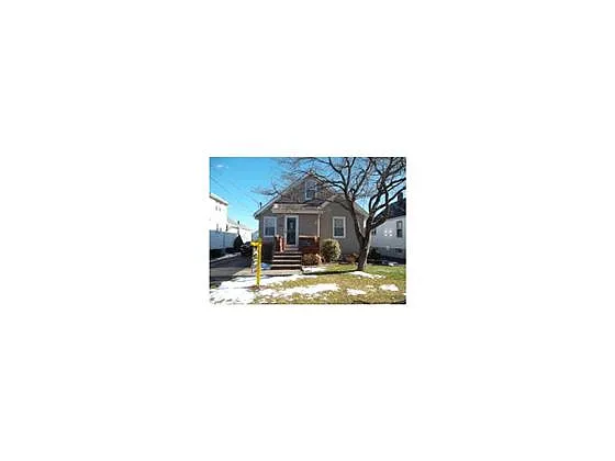 76 Scrivens St photo 1