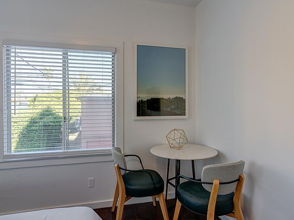 3rd image of 2500 Pacific Ave APT 8