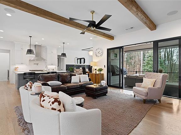 4th image of 4226 S Berkeley Lake Rd NW