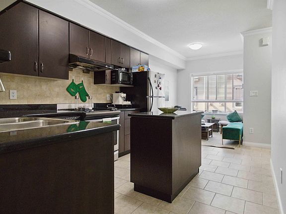 3rd image of 9420 Ferndale Rd #7