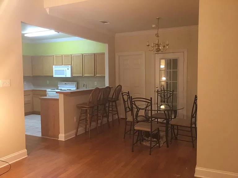 4625 Burbank Dr #508 — Photo 14