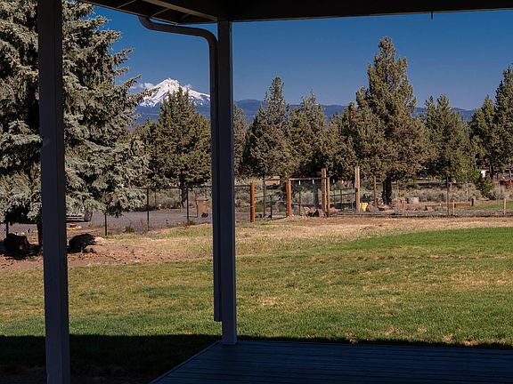 4th image of 8476 SW Corner Pl