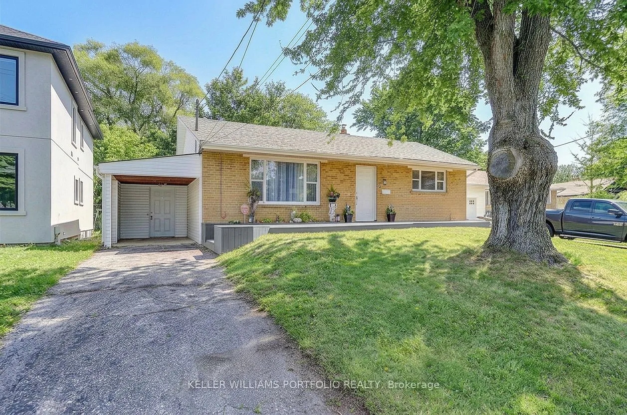 4 bed, $3,900 — Photo 1