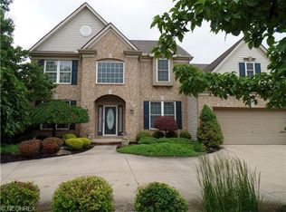 20637 Pembrooke Oval, Strongsville, OH 44149