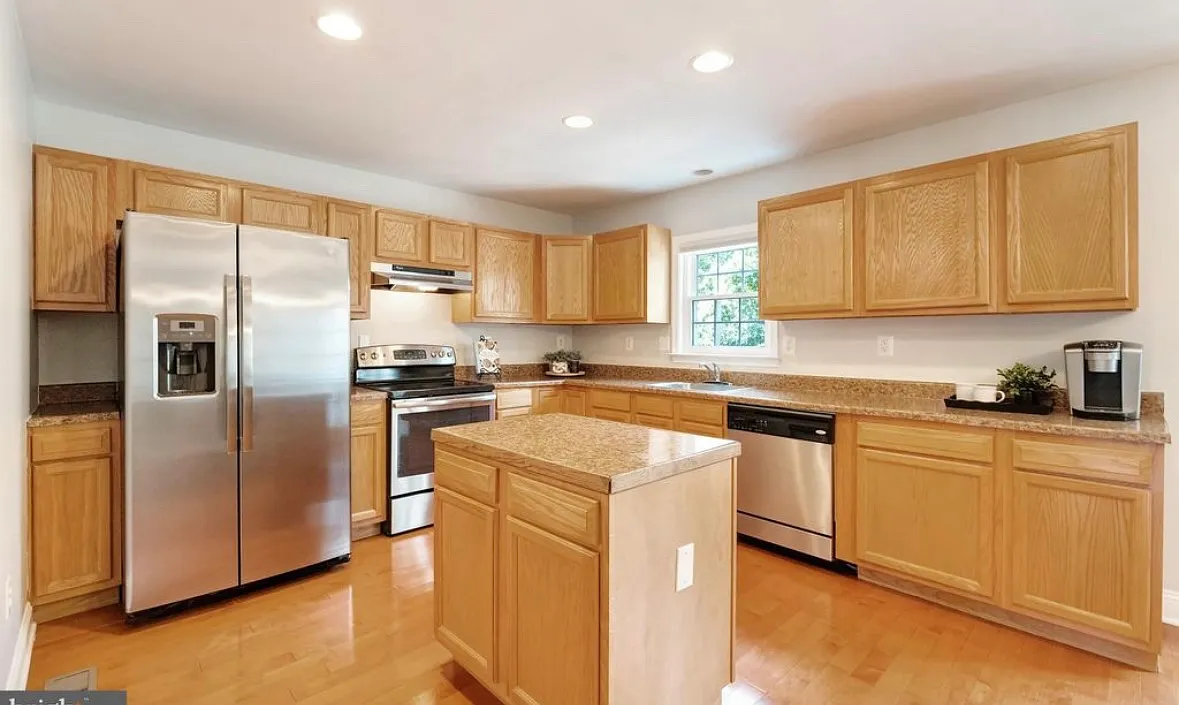 13116 Ashnut Ln — Photo 1