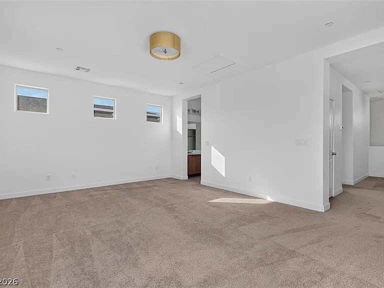 1100 E Sunset Rd — Photo 34