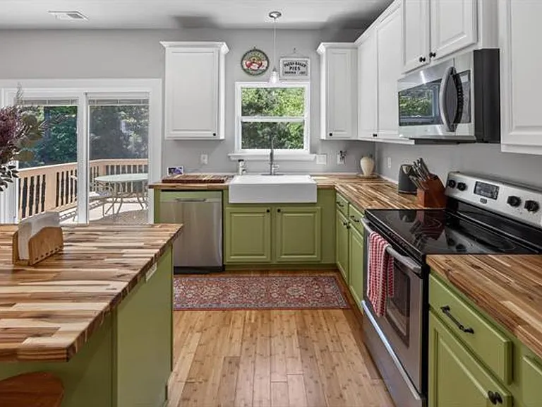 221 Allenbrooke Dr — Photo 12