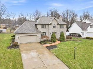 2031 Celestial Dr NE, Warren, OH