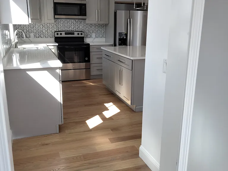 88 Reed St #2 — Photo 2