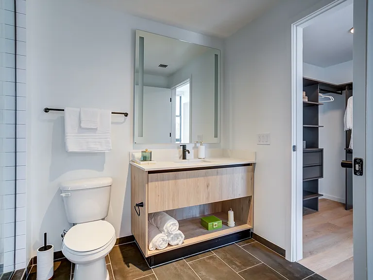 Bathrooms & Built-In Closets