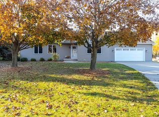 N3251 State Road 76, Hortonville, WI 54944