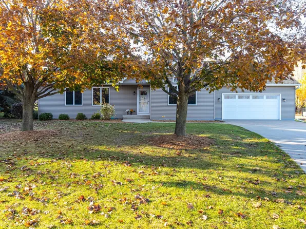 N3251 State Road 76, Hortonville, WI 54944